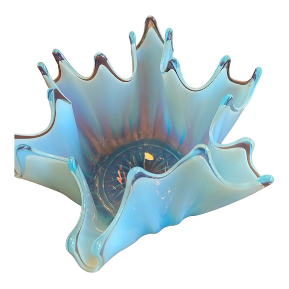 Vintage Fostoria Blue Opalescent Glass Heirloom Crimped Handkerchief Bowl. MINT - Picture 7 of 13